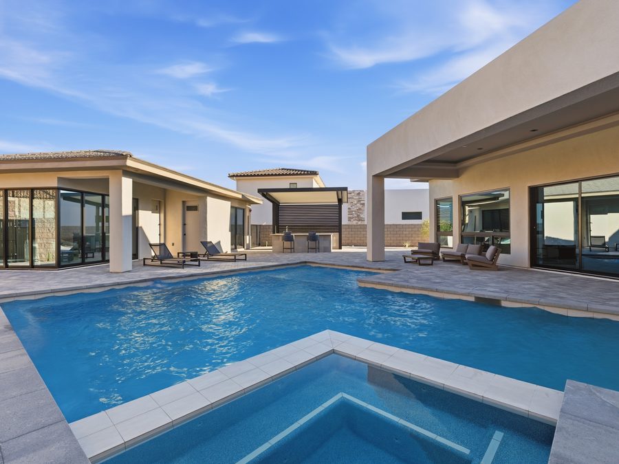 Pool and spa at 6295 Avienda De Las Colinas in Ladera South