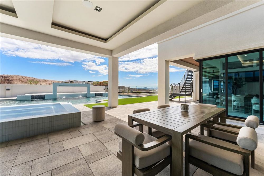 Covered patio with mountain views