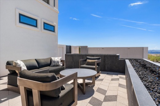 6269 Avienda De Las Colinas, photo 16 of 314