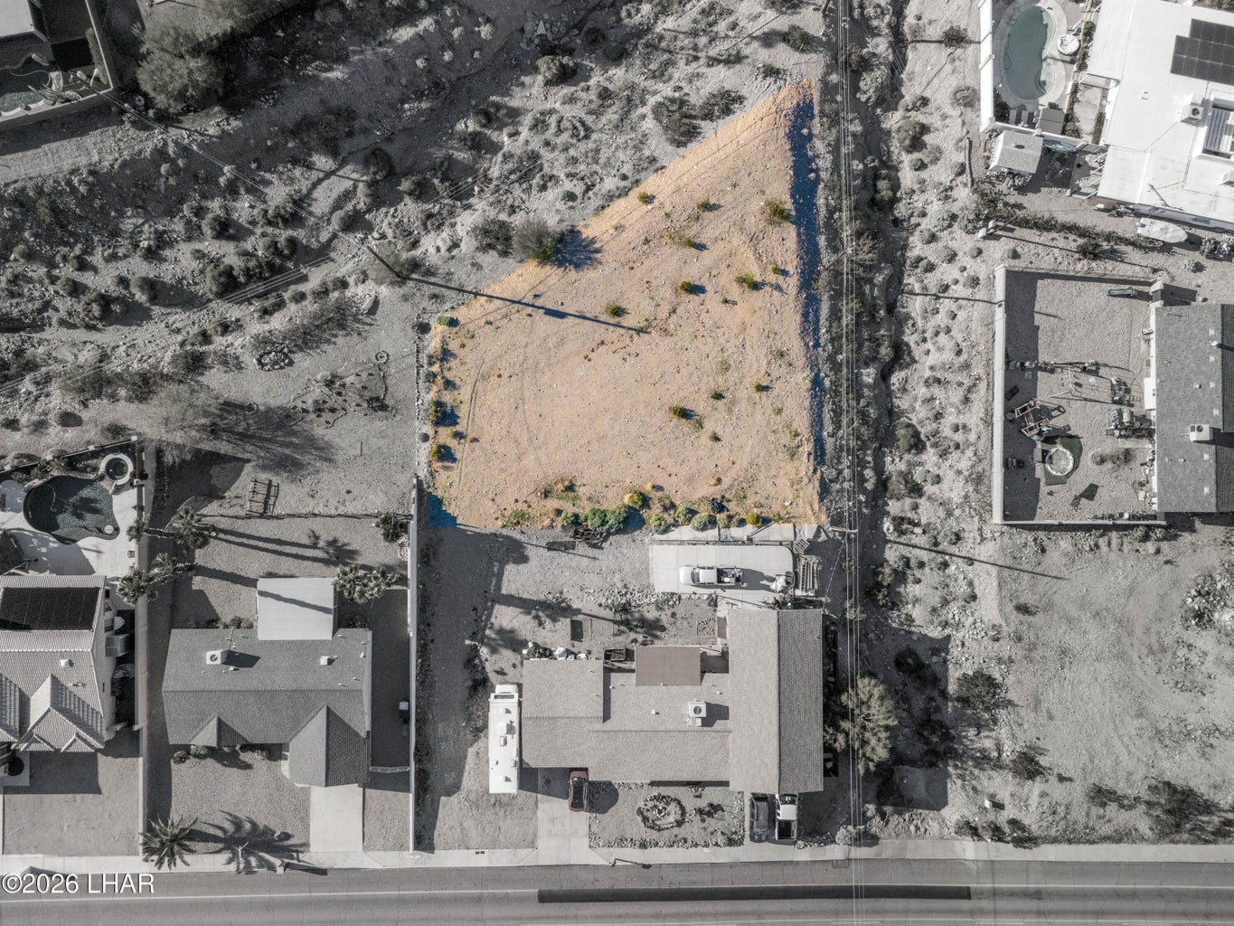 Overhead aerial of the 975 Avalon Ave lot, highlighted against the surrounding neighborhood